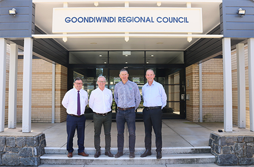 Kelvin Tytherleigh Cr Mark Johnson the Honourable Cr Lawrence Springborg AM Ian Leavers APM 