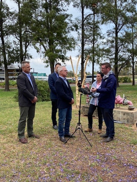 Mayor Jonhson with media Urging Senators to Oppose the Federal Government's Water Amendment Bill 