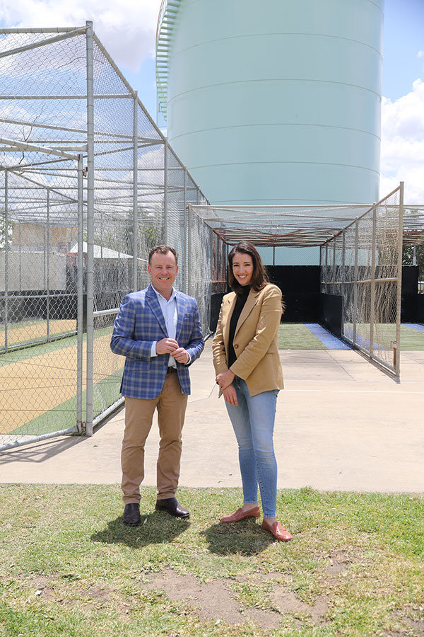 Mayor Cr Susannah Pearse and Member for Northern Tablelands Brendan Moylan announce grant funding for defibrillator at Ron Harborne Oval 